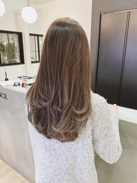 エン(eNN) ナチュラルレイヤー/ハイレイヤー/ココアベージュ