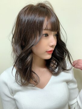 イオエ(ioe) 前髪/アンブレラカラー/こなれミディ/イメチェン/ウェーブパーマ