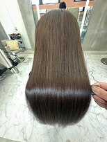 ロンドルーチェ 心斎橋(Lond luce)&nbsp;ダークアッシュ/ミディアムレイヤーカット［髪質改善/縮毛矯正］