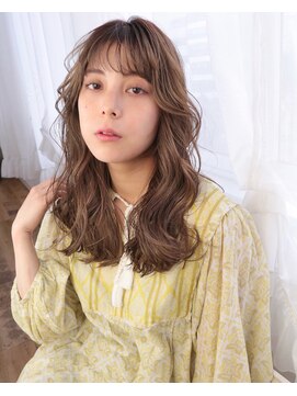 イロ(iro) 外国人風柔らかフォギーミルクティーベージュ