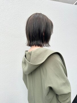 アデプト 綾瀬店(adept) グレージュ×切りっぱなしボブ/艶髪ボブ【綾瀬/北千住/亀有】