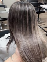 ヴィフ 大船(VIF)&nbsp;クール/エレガントデザインカラー/大人可愛いバレイヤージュ大船