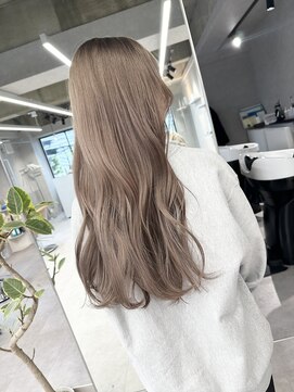 ヴァンシィー(VANCY) 中明度のmilk tea beige