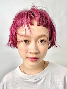 ザレミー(THE REMMY) ハイトーンボブ/オン眉/ボブ/デザインカラー/前上がりボブ