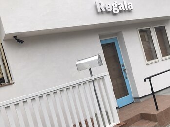 リガラ(Regala)の写真/トレンドに敏感なベテランスタイリストのマンツーマン施術◎周りを気にせずに寛げるプライベートな空間◇