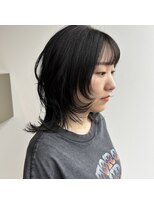 美容室 アイディー i-dee ミディアムウルフ