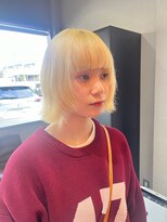 ウユ(uhyu) 【uhyu】抜きっぱブロンド × フェイスレイヤーbob
