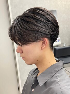 エルマーク 心斎橋(L-MARK) センターパートニュアンスパーマ韓国カルマパーマコンマヘア