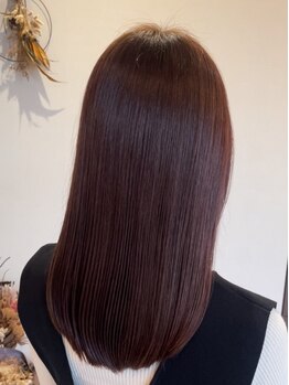 アリーナ 緑が丘店(arena)の写真/Aujuaソムリエ在籍！オーダーメイドヘアケアシステムであなたにぴったりのヘアケア方法をご提案します。