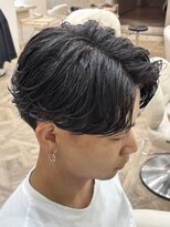 ボンドストーリールミエール(Bond Story lumiere)&nbsp;フェザーパーマカルマパーマニュアンスパーマセンターパート眉毛