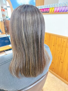 ティンカーベル(TINK‐A‐BELL) 白髪ぼかしハイライト