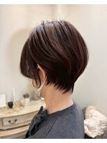ロッカ(ROCCA) ひし形ナチュラルショートボブ