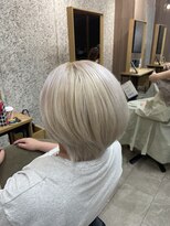 アートフォルムス(ART FORMES)&nbsp;ホワイトカラーショートスタイル