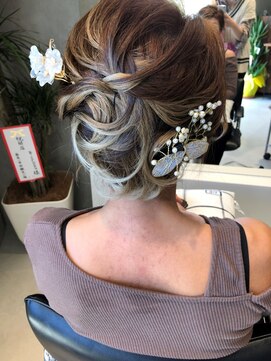 ビークロス(B-cross) 着物アップ