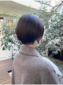 ショートボブ×グレージュ