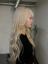 ノラ シンディ(NORA CYNDY) デザインカラーシャドウルーツカラー裾カラーレイヤーカット