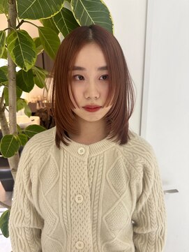 スティロ(stylo) レイヤーカットハイライトショートヘアイルミナカラーオージュア