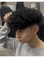 イーラ(era) スペインカール ツイストスパイラル眉カットメンズパーマ