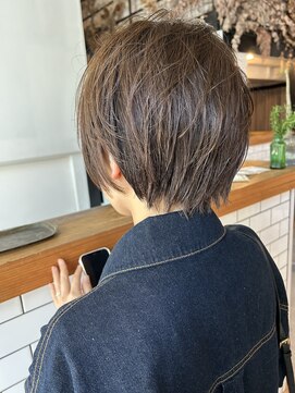 ヤーン(YARN) マニッシュショートボブ