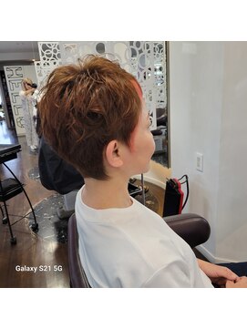 榮(Salon de 榮) ベリーショート