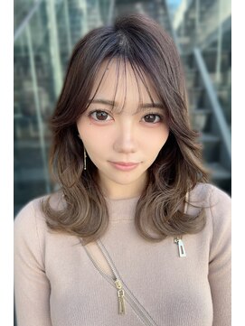 リークフー(Ree cu fuu) くびれヘア シアグレージュ アッシュベージュ ミルクティー