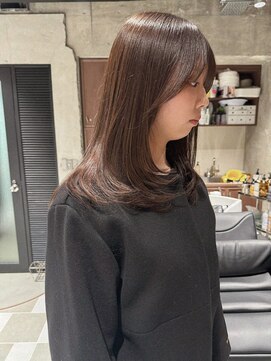 ヌク(nok) クリームベージュ