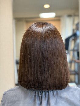 ノーイズムツー(no ism two)の写真/髪や頭皮に優しいカラー剤取扱い◎発色も良く、白髪も綺麗に染まる。ダメージレスで理想のカラーに。