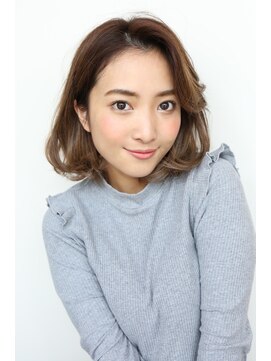 アミューズ ボックス(Amuse box) ショートボブグラデーション