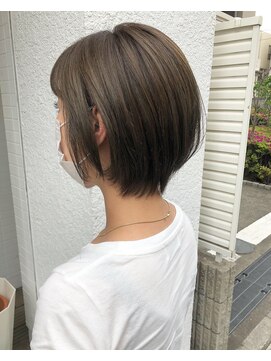 グレープ バイン(GRAPE VINE) 後ろ姿も素敵に見えるショートボブ【Grape vine 新小岩】