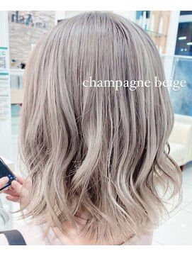 アッシュ 小岩店(Ash) 【シャンパンベージュ】