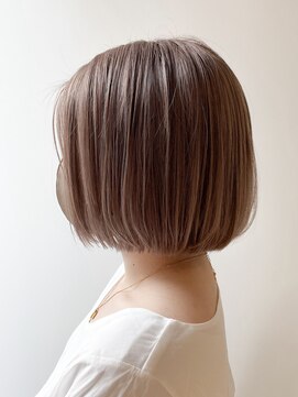 レミー(Remii) ハイトーンボブ【Remii大通】