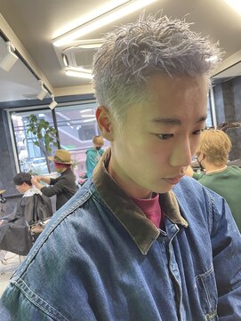 スキル(SKILL) ホワイトベリーショート