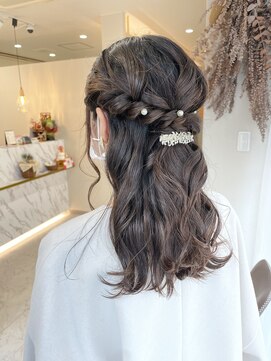 ベルバイヘアスイッチ(by hairswitch) お呼ばれヘアセット♪