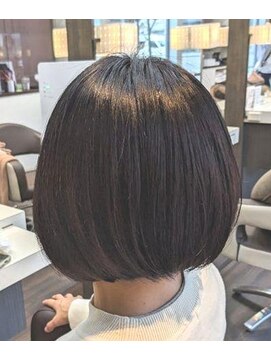 エノモト(ENOMOTO) 大人可愛い20代30代40代黒髪前下がり暗髪ボブ