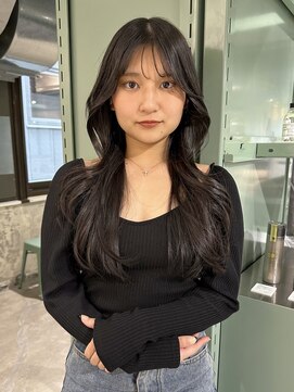 リム(LIM) 夏に人気のアッシュカラーとレイヤー◎