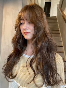 プール(POOL)の写真/【仙台/本町】20代女子に人気♪トレンドのくびれヘアなどレイヤーカットもお任せ！お気に入りが見つかる☆