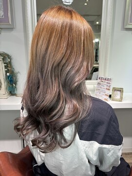 エムスリーディー アルル 赤坂店(M3D alulu) 巻き髪