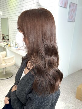 ロマーリ(LOMARLIE) 肌馴染みのいチョコレートブラウン