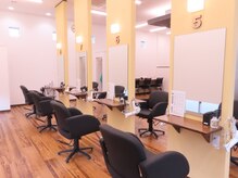 ラキ 伏石店(LAKI)