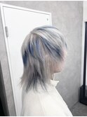 メンズホワイト×ブルーローライト