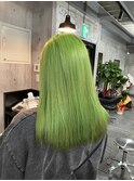 ライムグリーン
