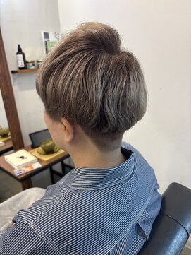 アイノベル(‘Inovel’) カット＋カラー＋oggiottoトリートメント