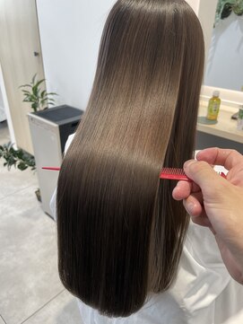 ロジ イン トゥバレー(LOWG in TOWVALLEY) 髪質改善ストレート【酸性ストレート】