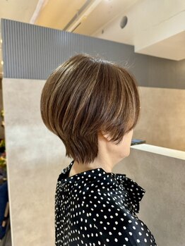 バンブークラシック(bamboo CLASSIC)の写真/【カット＋カラー＋COTA4STEPトリートメント￥13200】大人女性から人気◎年齢特有のお悩み相談もお気軽に＊