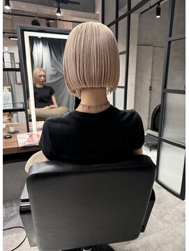 アコ(Aco) ★Hailey bob×ミルクティーベージュ★