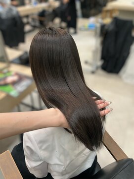 エレン(E L E N) 赤み消しカラー/ オリーブブラウン