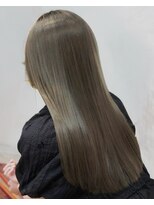 アリー 原宿 表参道(ALLY)&nbsp;ALLY松村　ブリーチなしwカラーオリーブグレージュ