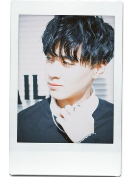 エイル(AILE) ツーブロックマッシュ/マッシュパーマ/アッシュブラック