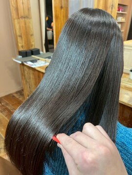 クロエ バイ ラヴィズム 新潟ビルボードプレイス2店(CLOE by LUVISM) 質感再整トリートメント＆グレージュカラー