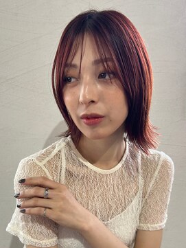 グレープバイン 港南台(GRAPEVINES) 垢抜けショート／外ハネ／ボルドーカラー